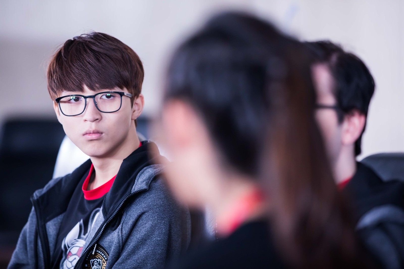 JDG鏖战BRO，Hanssama关键团战开团秒人鏖战多局入围赛，引爆全场热议