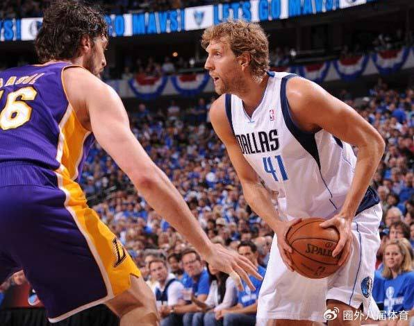 小牛主场击败湖人,德克成就生涯得分30000分 小牛主场击败湖人,德克成就生涯得分30000分