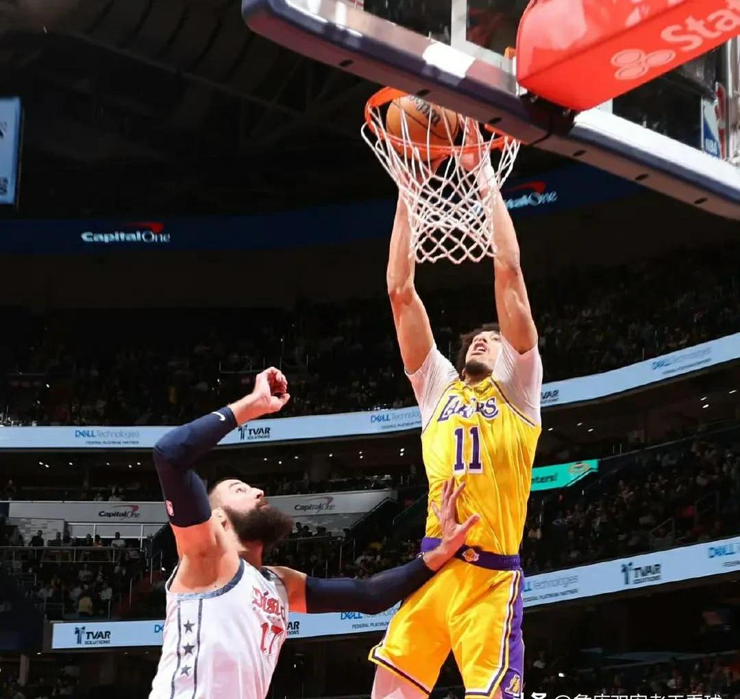 快船轻取湖人,浓眉受伤令球队雪上加霜的简单介绍 快船轻取湖人,浓眉受伤令球队雪上加霜的简单介绍