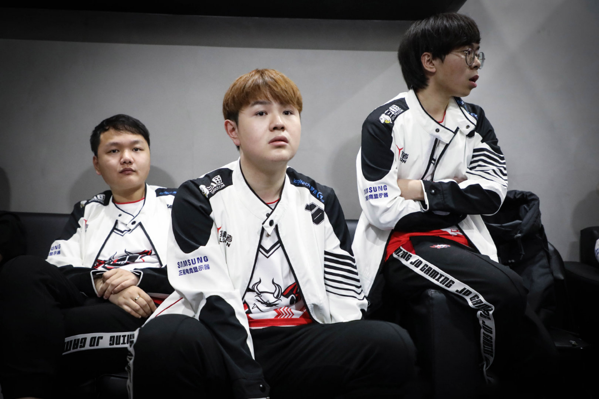 PSG血洗SHR，Elk操刀奇招英雄翻盘激烈交锋半决赛，技惊四座的简单介绍