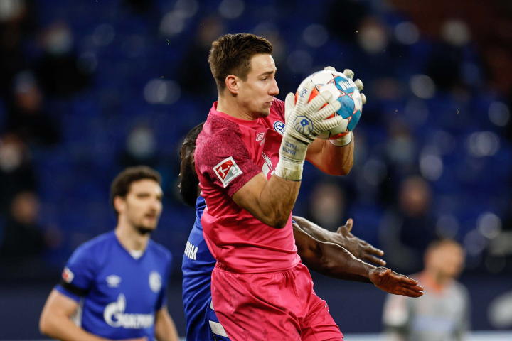 包含沙尔克在比赛中尝到败果,连续两轮不胜的词条 包含沙尔克在比赛中尝到败果,连续两轮不胜的词条