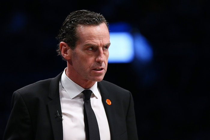 篮网队主帅因纪律问题暂时离职