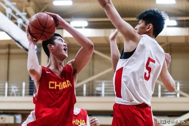 云南男篮逆袭成功,收获比赛胜利 云南男篮逆袭成功,收获比赛胜利