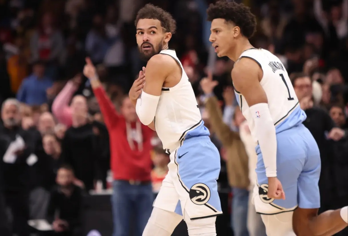 老鹰队遭遇主场连败,球队状态低迷 老鹰队遭遇主场连败,球队状态低迷