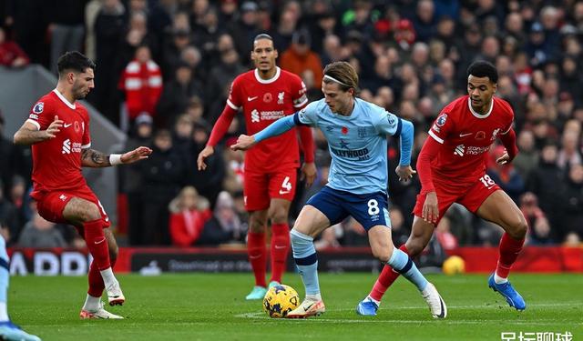 传统豪门下滑中,英超大洗牌正酝酿 传统豪门下滑中,英超大洗牌正酝酿