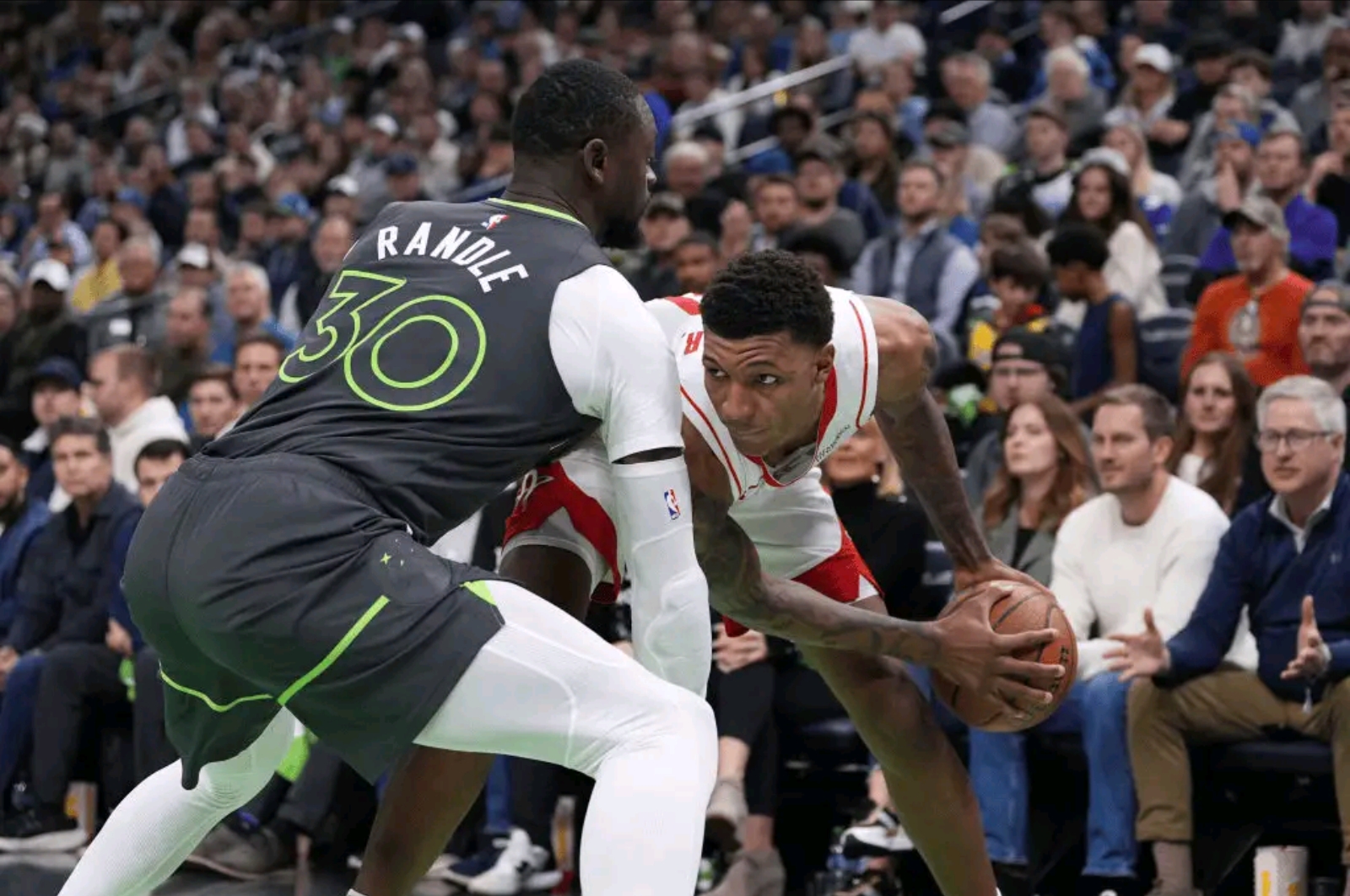 火箭客场击败马刺字母哥砍下40+10 火箭客场击败马刺字母哥砍下40+10