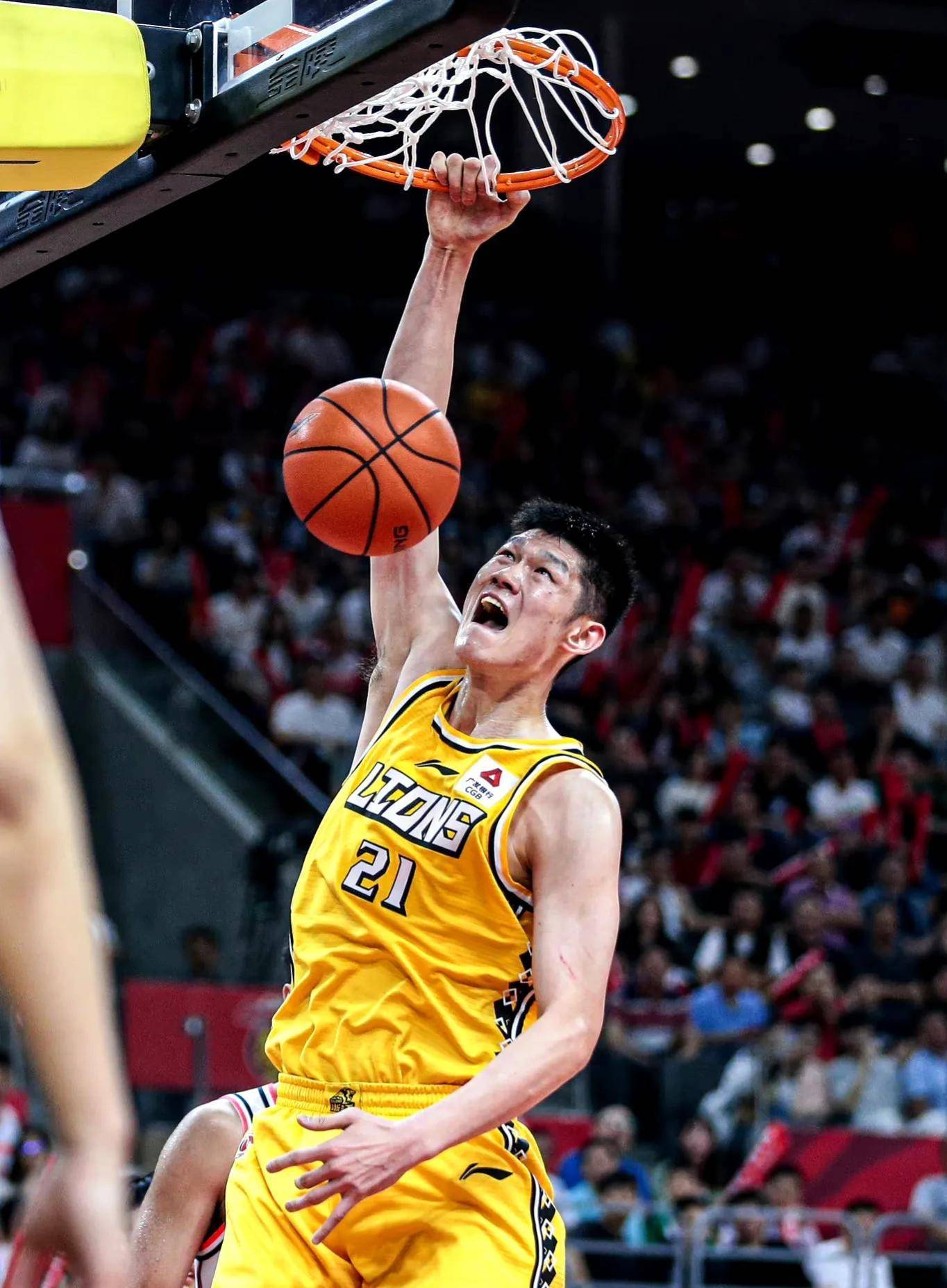 广州恒大掀起绝地反击,惊险逆转广厦队 广州恒大掀起绝地反击,惊险逆转广厦队