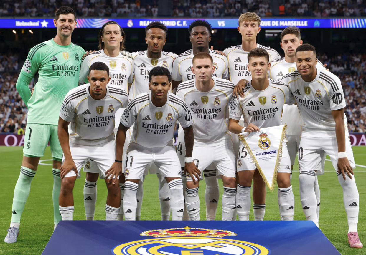 那不勒斯击败皇马，取得惊险胜利