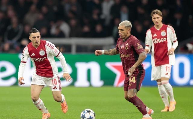 日本完胜法国，萨内惊艳世界的简单介绍