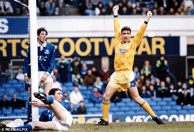 英格兰完胜阿森纳,阿尔巴完成帽子戏法 英格兰完胜阿森纳,阿尔巴完成帽子戏法