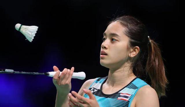 法国队险胜日本队，安赛龙刷新纪录